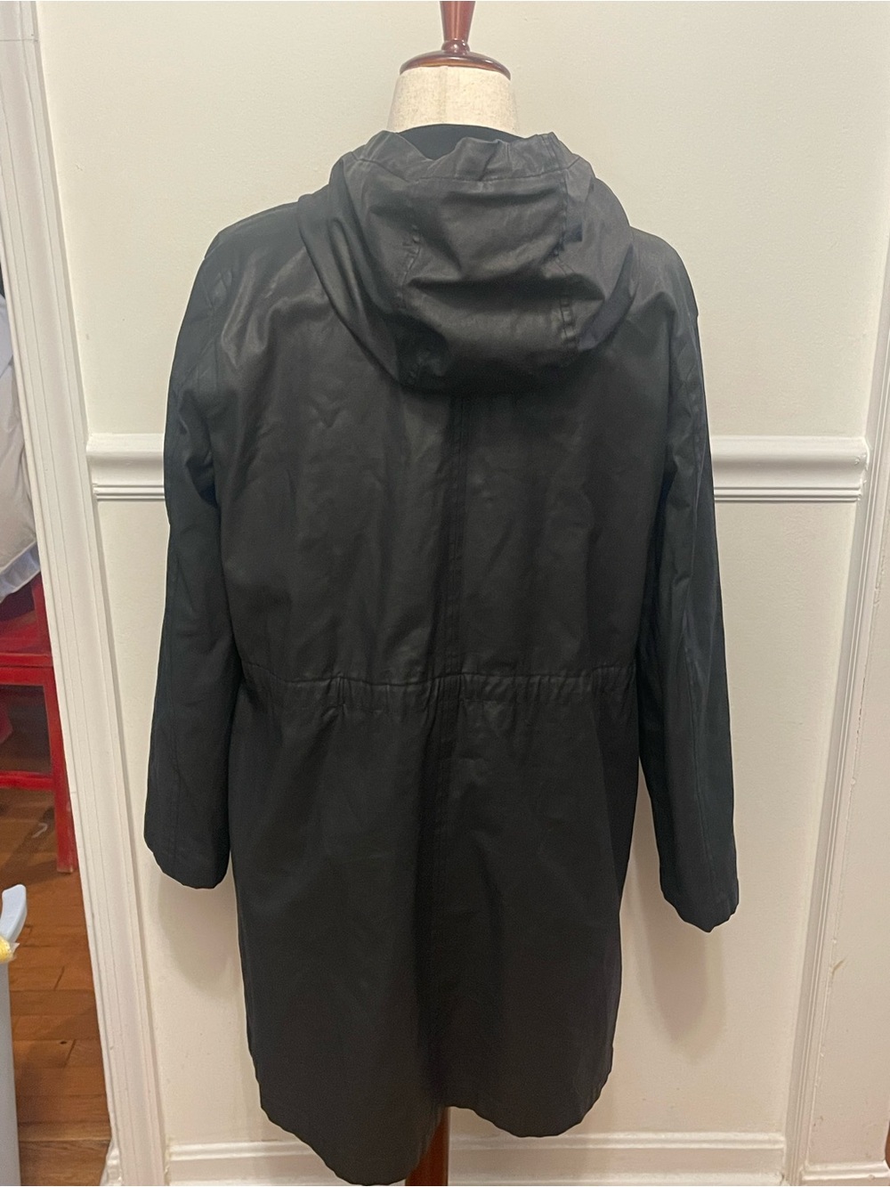 Eileen Fisher Hooded Raincoat – Black – Medium – Water-Resistant Jacket - Picture 2 of 6